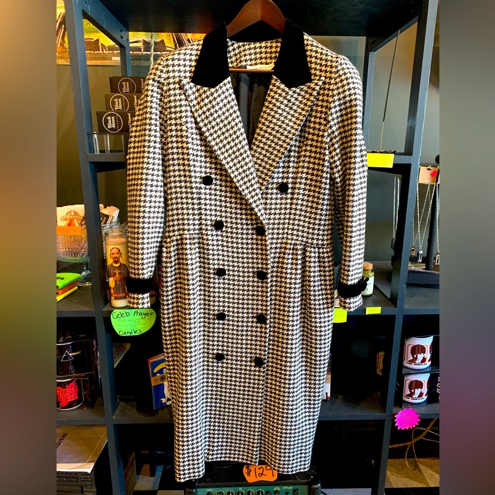 Long Double Breasted Vintage Houndstooth Peacoat